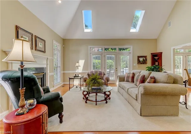 4th image of 4208 Bitternut Trl, Greensboro, NC 27410 | MLS# 1181833
