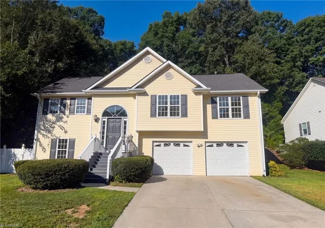 1st image of 6205 Lea Ray Dr, Greensboro, NC 27410 | MLS# 1233099