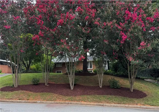 Photo 2 of Sale Pending at 2941 Good Hope Rd, Winston Salem, NC 27106 | MLS# 1231447 | Listing updated on 2026-09-19