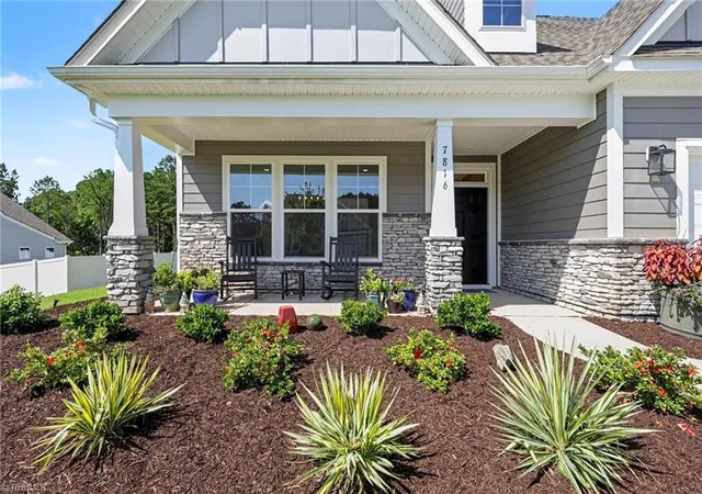 2nd image of 7816 Fairview Garden Trl, Clemmons, NC 27012 | MLS# 1231232