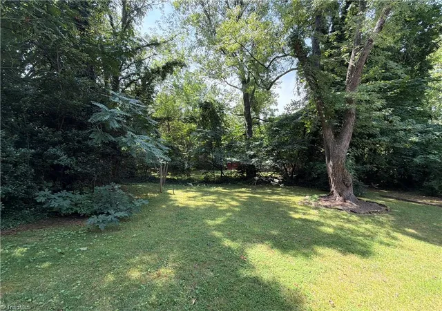 Photo 3 of Single family home for sale at 5311 Bennington Dr, Greensboro, NC 27410 | MLS# 1231042 | Listing updated on 2026-08-12