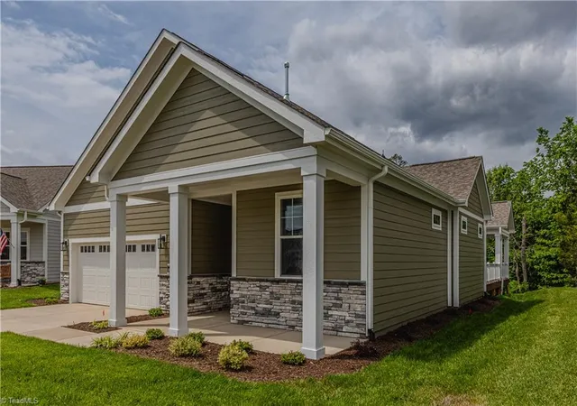 3rd image of 1108 Hudson Dr, Mebane, NC 27302 | MLS# 1179874