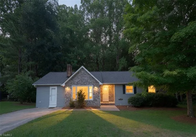 1st image of 222 Pleasantview Dr, King, NC 27021 | MLS# 1229034