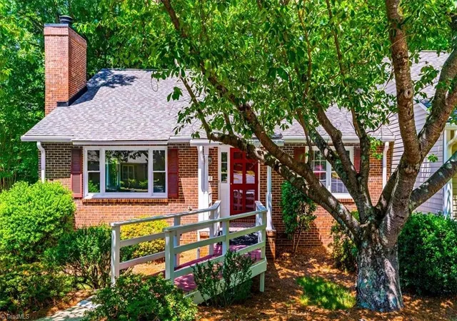 Photo 1 of Single family home for sale at 1 Brownstone Ln, Greensboro, NC 27410 | MLS# 1224759 | Listing updated on 2026-10-08