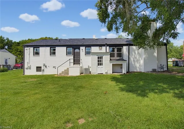 28th image of 706 Elam Ave, Greensboro, NC 27408 | MLS# 1231543
