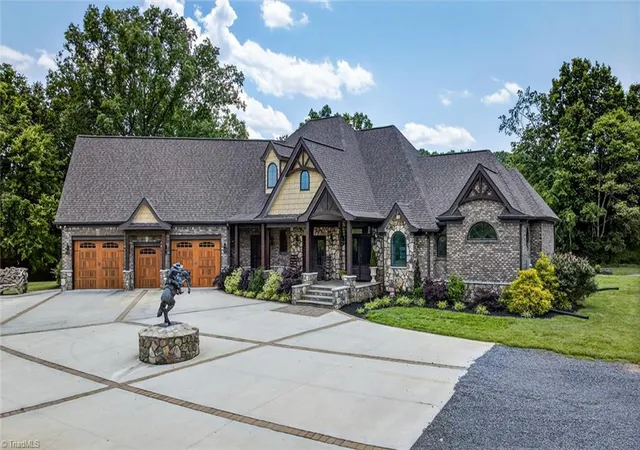 Photo 1 of Single family home for sale at 2643 Nc Hwy 801, Mocksville, NC 27028 | MLS# 1184110 | Listing updated on 2026-08-21