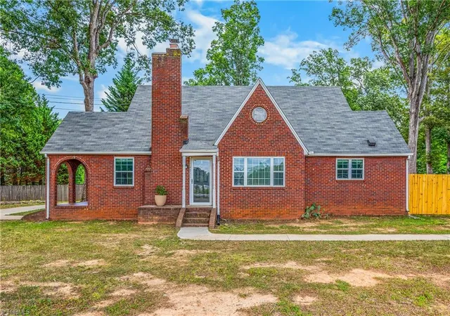 Photo 1 of Single family home for sale at 4511 Old Rural Hall Rd, Winston Salem, NC 27105 | MLS# 1226296 | Listing updated on 2026-08-26