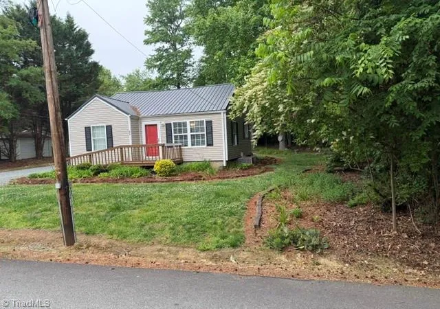 Homes for sale in Denton, NC | 295 Spring St, Denton, NC 27239 | MLS# 1218999