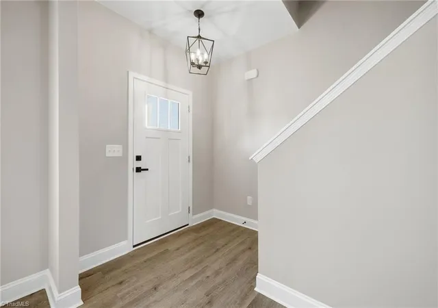Photo 4 of Sale Pending at 861 Sedge Garden Rd, Kernersville, NC 27284 | MLS# 1221677 | Listing updated on 2026-09-18