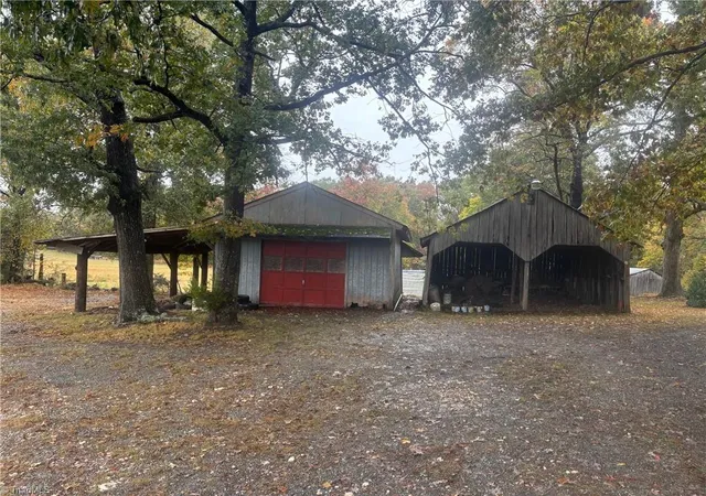 Photo 4 of Single family home for sale at 3075 Benny Lineberry Rd, Climax, NC 27233 | MLS# 1200528 | Listing updated on 2026-07-06