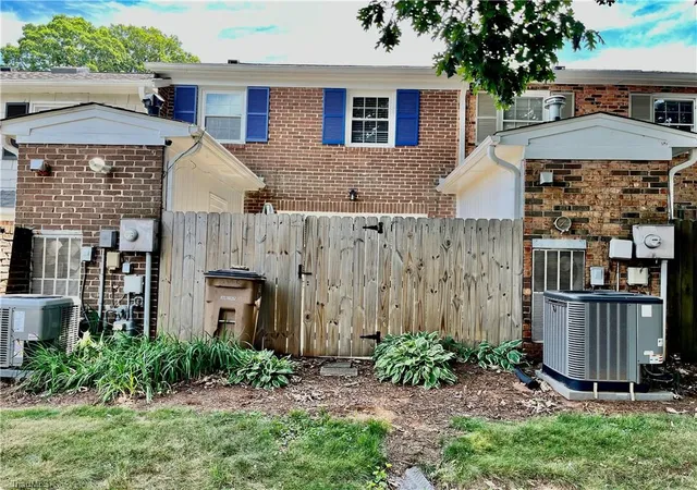 31st image of 2407 Patriot Wy #B, Greensboro, NC 27408 | MLS# 1224886