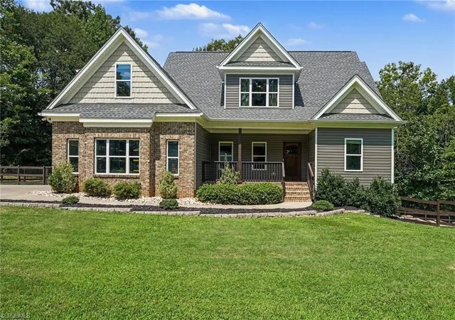 Photo 1 of Single family home for sale at 125 Grey Fox Trl, Advance, NC 27006 | MLS# 1231607 | Listing updated on 2026-09-07