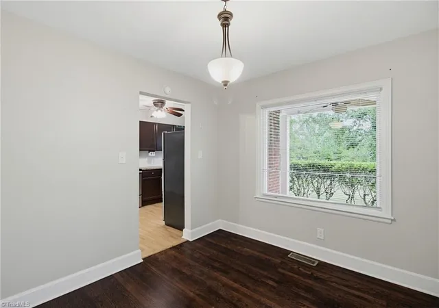 5th image of 319 Dogwood Cir, High Point, NC 27260 | MLS# 1222333