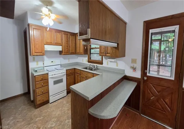 Photo 3 of Sale Pending at 139 Little Crk Ln, Glade Valley, NC 28627 | MLS# 1229233 | Listing updated on 2026-09-03