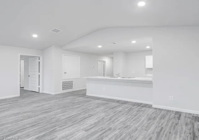 2nd image of 477 Regency Ln, Eden, NC 27288 | MLS# 1228238