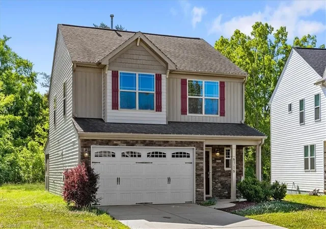 3rd image of 6718 Planters Dr, High Point, NC 27265 | MLS# 1220077