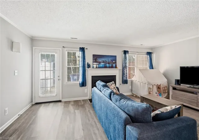 2nd image of 2829 Shadowbrook Ln, Winston Salem, NC 27103 | MLS# 1224117