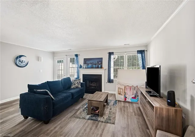 3rd image of 2829 Shadowbrook Ln, Winston Salem, NC 27103 | MLS# 1224117