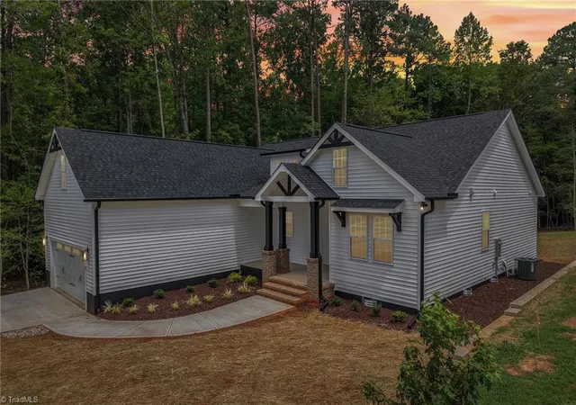 2nd image of 1316 Sagamore Dr, Louisburg, NC 27549 | MLS# 1228324