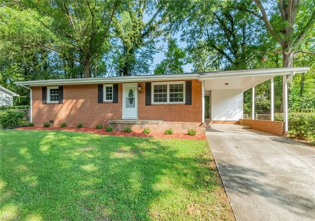 Photo 1 of Single family home for sale at 1207 Robin Rd, Eden, NC 27288 | MLS# 1233789 | Listing updated on 2026-08-27
