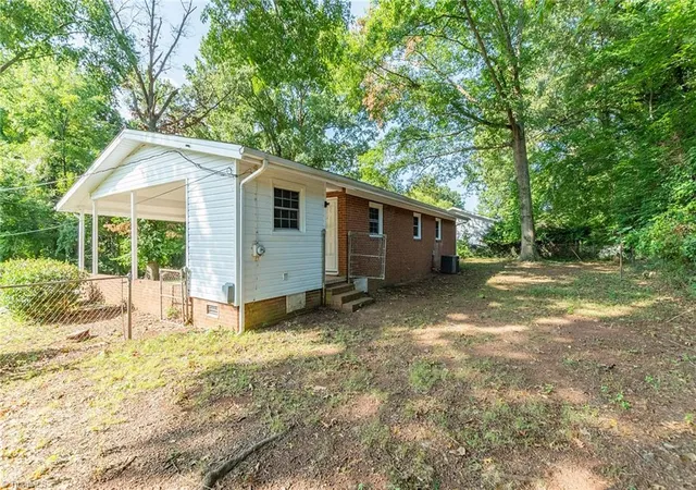 Photo 32 of Single family home for sale at 1207 Robin Rd, Eden, NC 27288 | MLS# 1233789 | Listing updated on 2026-08-27