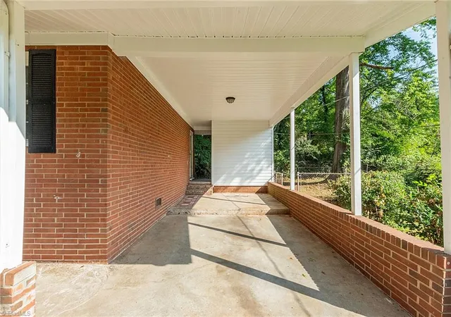 Photo 4 of Sale Pending at 1207 Robin Rd, Eden, NC 27288 | MLS# 1233789 | Listing updated on 2026-09-18