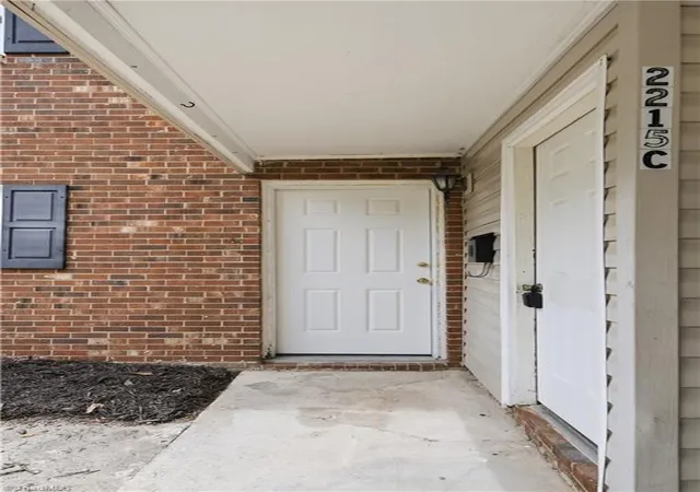 Photo 4 of Single family home for sale at 2215 Shadow Valley Rd #C, High Point, NC 27265 | MLS# 1228897 | Listing updated on 2026-07-27
