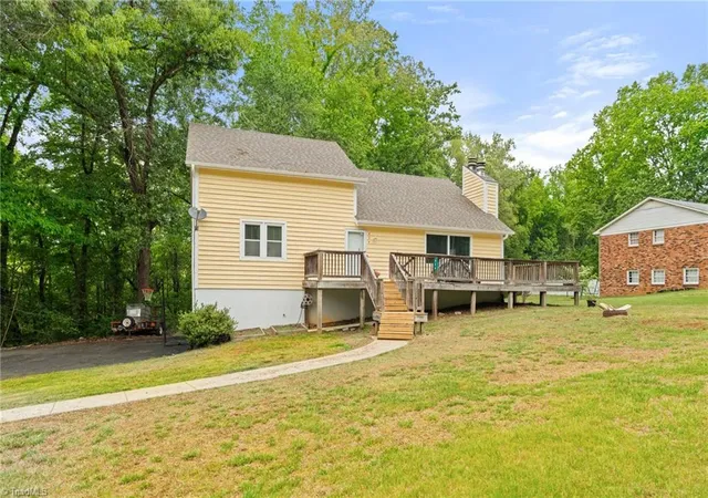 Homes for sale in King, NC | 424 West St, King, NC 27021 | MLS# 1217935