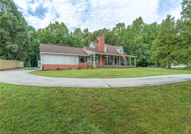 Photo 3 of Sale Pending at 5267 W Old Us Hwy 64, Lexington, NC 27295 | MLS# 1231221 | Listing updated on 2026-09-19
