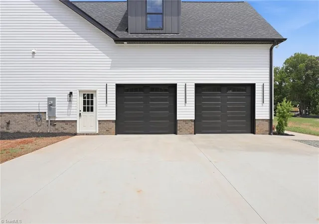 5th image of 5405 Monterey Glen Ct, Browns Summit, NC 27214 | MLS# 1225627