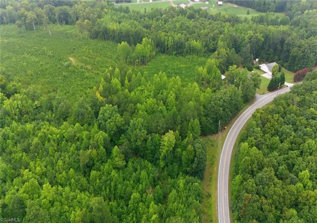 Photo 2 of Sale Pending at 482 Old Mountain Rd, Lexington, NC 27292 | MLS# 1233281 | Listing updated on 2026-08-29