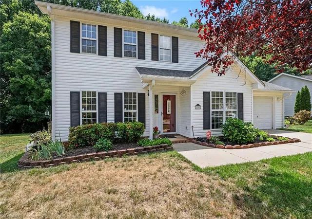 2nd image of 590 Blythewood Ct, Greensboro, NC 27455 | MLS# 1226417
