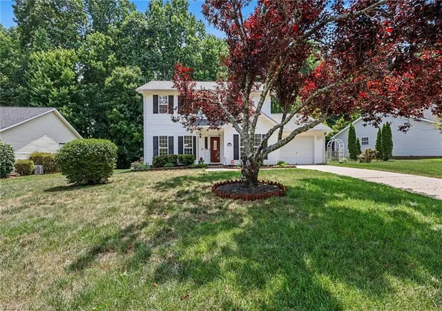 4th image of 590 Blythewood Ct, Greensboro, NC 27455 | MLS# 1226417