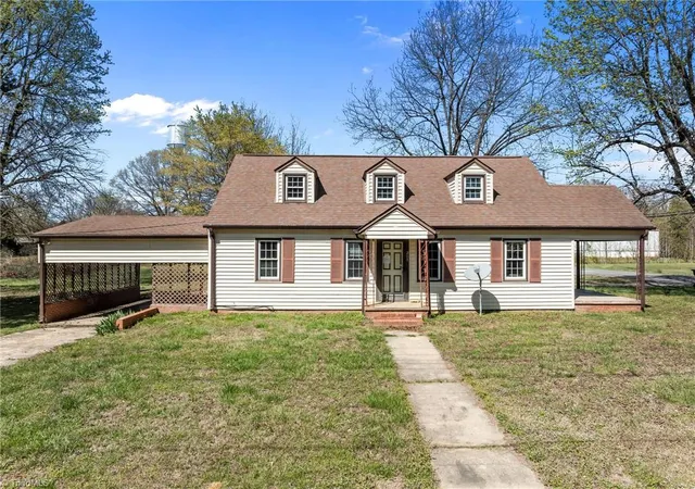 Homes for sale in Liberty, NC | 204 W Brower Ave, Liberty, NC 27298 | MLS# 1216859