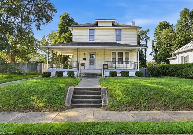 1st image of 1020 Franklin St, Winston Salem, NC 27101 | MLS# 1231842