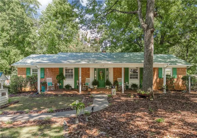 1st image of 328 Oakgrove Rd, Asheboro, NC 27205 | MLS# 1229871