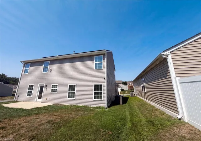 5th image of 6800 Olivia Ct, Whitsett, NC 27377 | MLS# 1228164