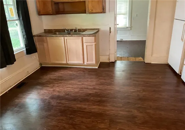 Photo 3 of Single family home for sale at 708 Julian St, Greensboro, NC 27406 | MLS# 1229999 | Listing updated on 2026-10-08