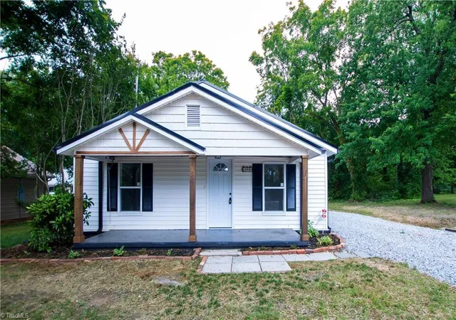 Photo 1 of Single family home for sale at 1023 Foust Ave, High Point, NC 27260 | MLS# 1224104 | Listing updated on 2026-09-02