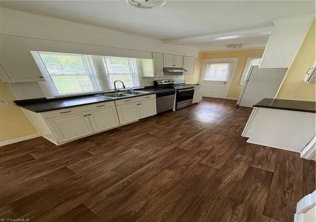 Photo 4 of Sale Pending at 311 State Ave, High Point, NC 27262 | MLS# 1233874 | Listing updated on 2026-09-17