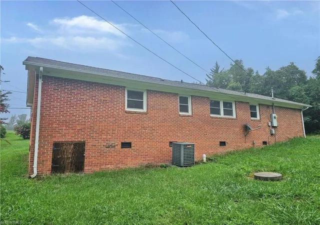Photo 3 of Single family home for sale at 5633 Bethel Rd, Jonesville, NC 28642 | MLS# 1227505 | Listing updated on 2026-09-29