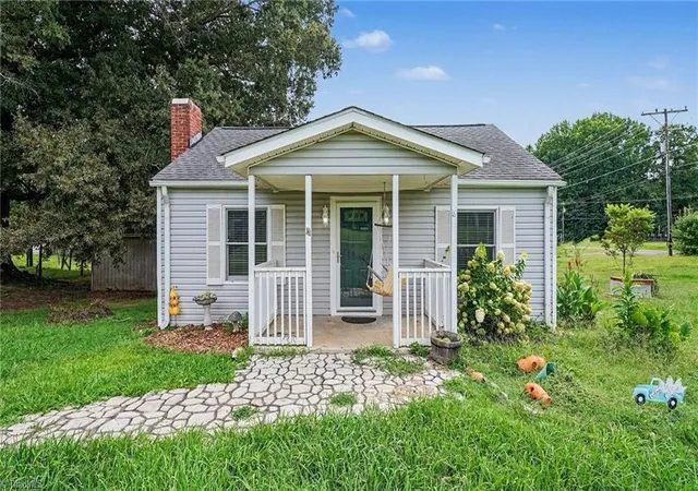 Photo 1 of Single family home for sale at 4516 Branson Davis Rd, Sophia, NC 27350 | MLS# 1231172 | Listing updated on 2026-09-14