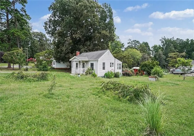 Photo 3 of Single family home for sale at 4516 Branson Davis Rd, Sophia, NC 27350 | MLS# 1231172 | Listing updated on 2026-09-14