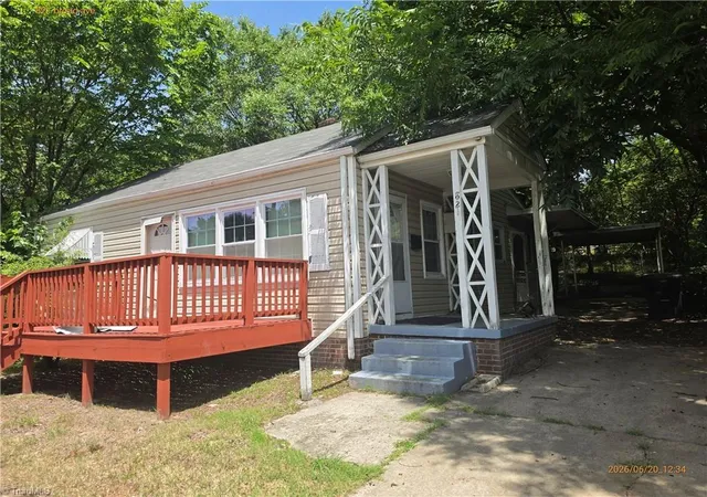 Photo 2 of Single family home for sale at 821 Broad Ave, Greensboro, NC 27406 | MLS# 1233218 | Listing updated on 2026-08-28