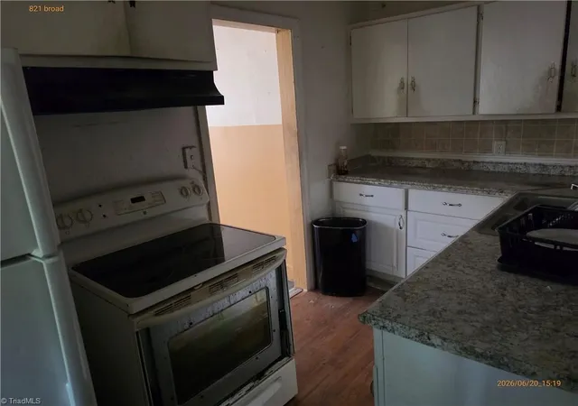 Photo 3 of Single family home for sale at 821 Broad Ave, Greensboro, NC 27406 | MLS# 1233218 | Listing updated on 2026-08-28