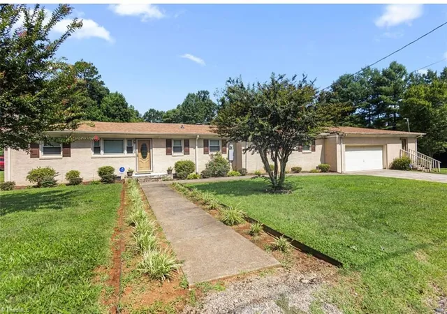Photo 3 of Sale Pending at 950 Totten Rd, Gibsonville, NC 27249 | MLS# 1188893 | Listing updated on 2026-06-27