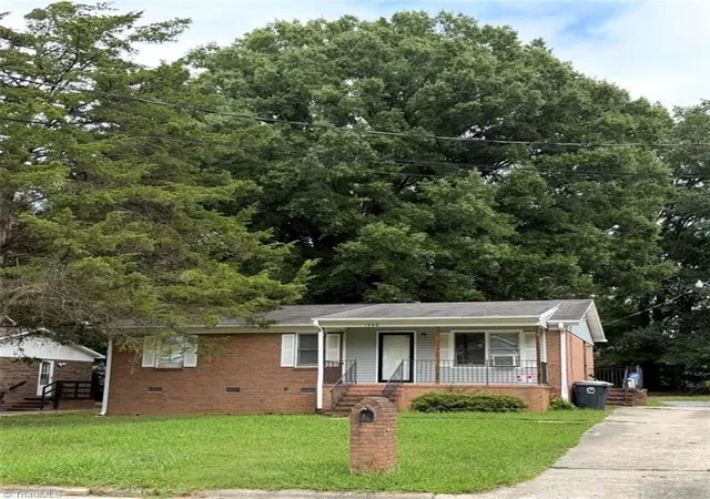 Photo 1 of Single family home for sale at 1240 Woodbriar Ave, Greensboro, NC 27405 | MLS# 1233249 | Listing updated on 2026-09-17