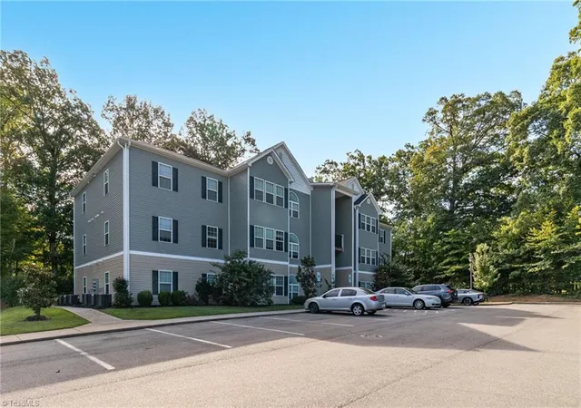 Photo 2 of Single family home for sale at 2608 Pennoak Way #F, Greensboro, NC 27407 | MLS# 1217034 | Listing updated on 2026-10-28