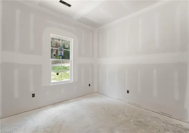 Photo 4 of Single family home for sale at 2607 Urban St, Winston Salem, NC 27107 | MLS# 1221782 | Listing updated on 2026-10-25