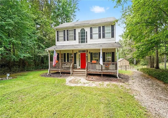 3rd image of 527 Beaver Dam Rd, Liberty, NC 27298 | MLS# 1228421